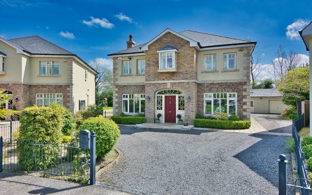 Hit it On the Screws in Iconic Straffan