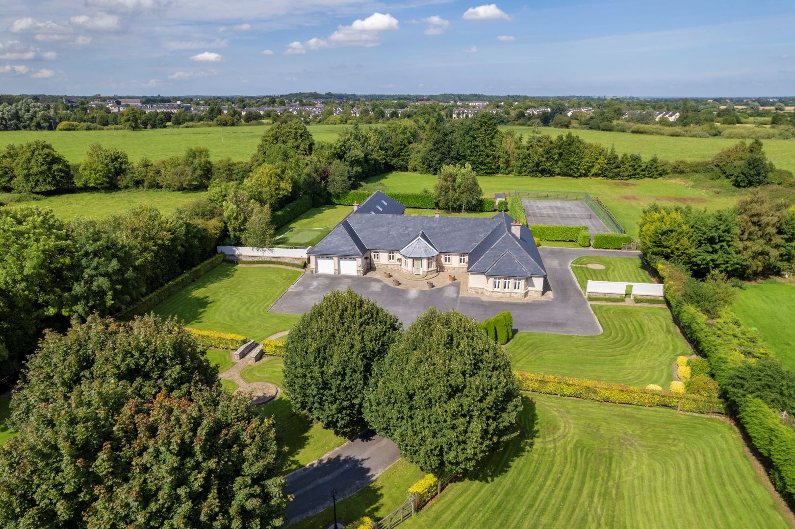 Oakhaven, Blackhall, Clane, Co. Kildare on approx. 4.5 acres