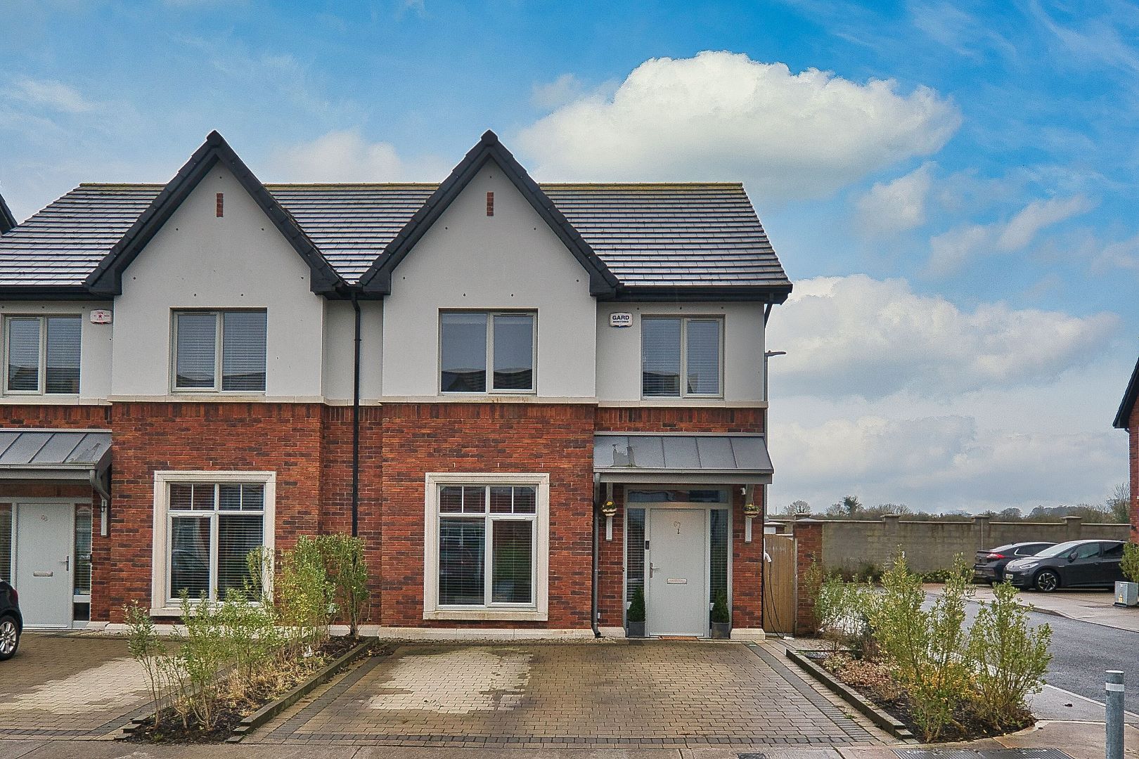 Stunning ‘A’ Rated Three-Bedroom Home with South-Facing Garden in Castlefarm, Naas