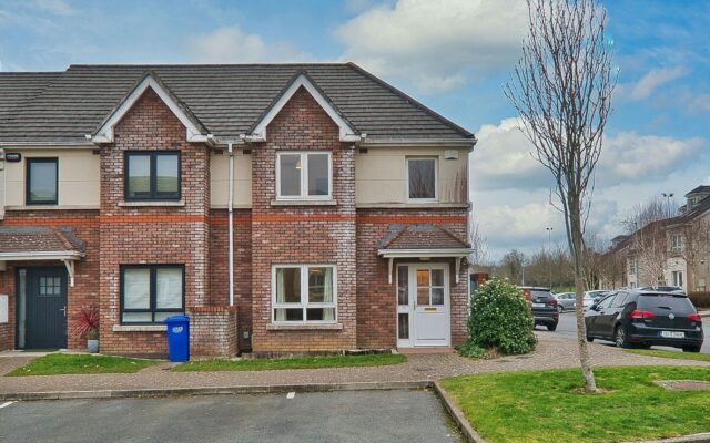 Everything You Need, Right on Your Doorstep at Embassy Manor