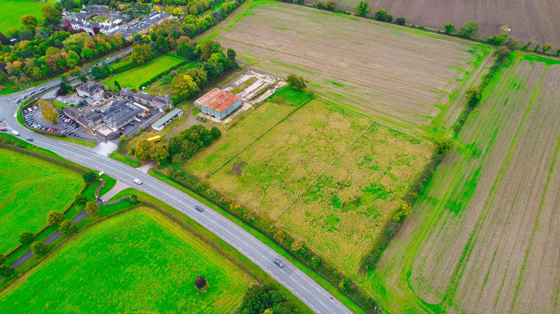High profile yard on approx. 5.5 acres (2.23 ha) – Barberstown, Straffan, Co. Kildare