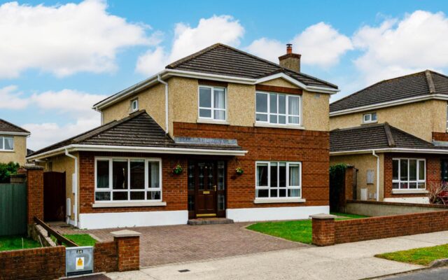 Your Next Chapter Starts Here – Spacious, Stylish & Ideally Located