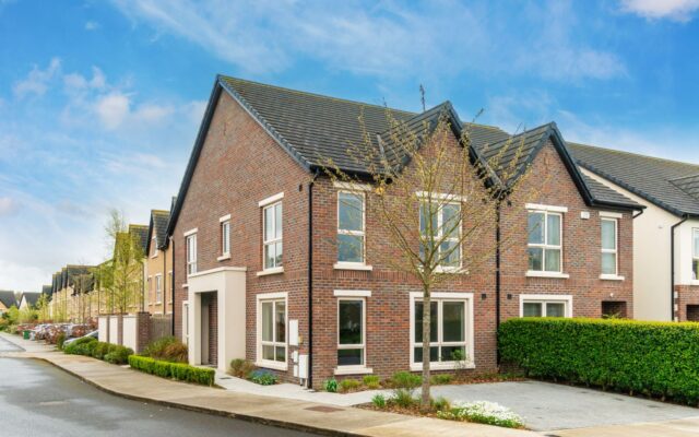 Modern A-Rated Living in Oak Park, Naas